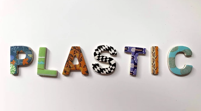 依瑪倡導(dǎo)環(huán)保≠禁塑，塑料污染如何破局？