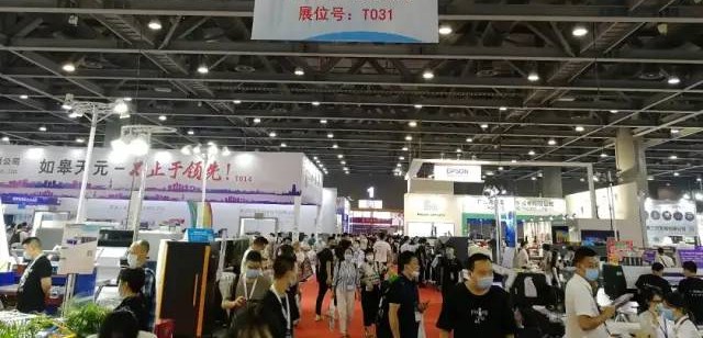 8頭I3200打印機亮相！用科學支撐打印生產，解決品牌客戶生產“頑疾”！