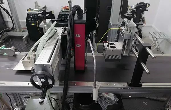 全自動噴碼機不同種類及其應用領域